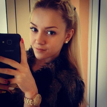 Lizzie1999 from Texas,United States