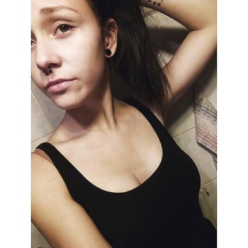 Riley22 from California,United States