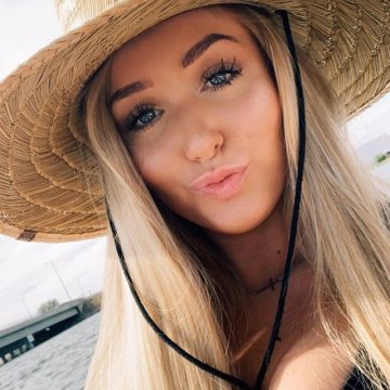 pRecioUsKayla98 from Texas,United States